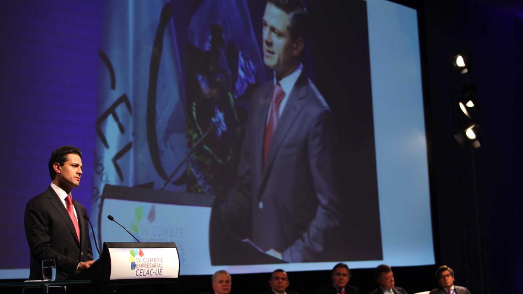 Peña Nieto aísla a México de la&nbsp;CELAC